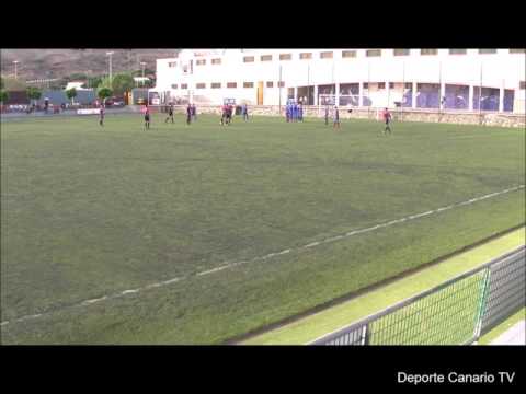 Gol de Daniel, jugador de la SD Tenisca 14 11 2015