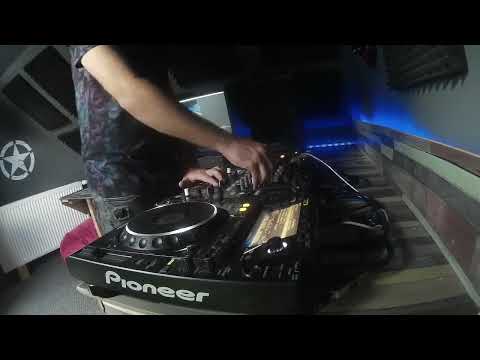 Tom Stride - Frenetic Tech | 01 / Techno Selection