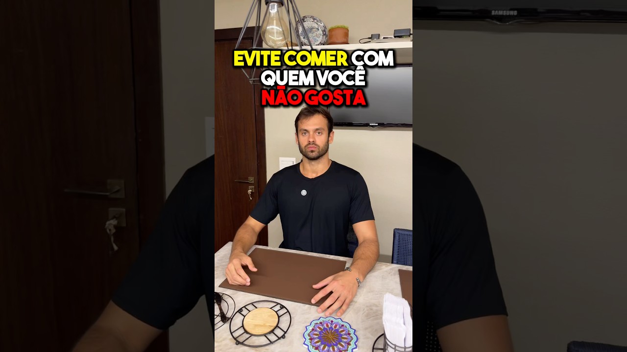 É isso que acontece quando você come com quem não gosta #neurociência