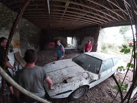 Lamborghini Espada barn find removal