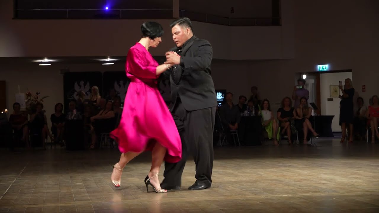 Video thumbnail for Brigita & Carlos Rodriguez1