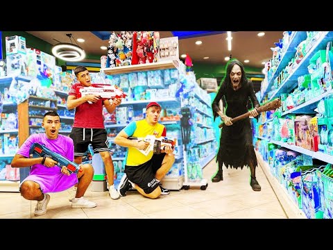 SERBIAN DANCING LADY CI HA ATTACCATO!