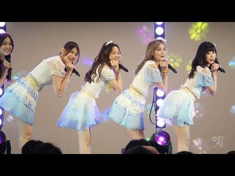 220430 BNK48 Satchan - Hoshizora wo Kimi ni @ BNK48 11th Single Sayonara Crawl Mini Concert [4K 60p]