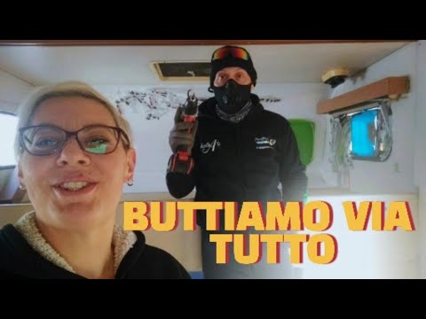 È TUTTO MARCIO smontando la cellula facciamo un amara scoperta