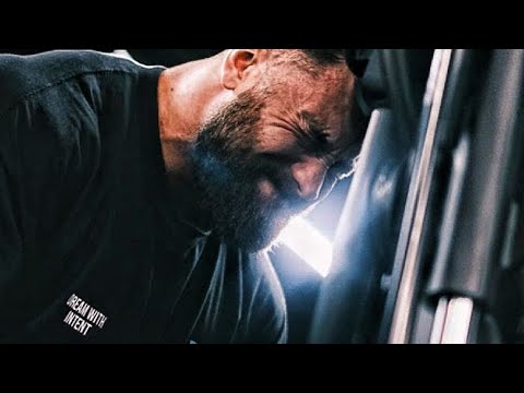 WHEN LIFE GETS TOUGH - FOCUS ON YOUR DREAM - EPIC BODYBUILDING MOTIVATION