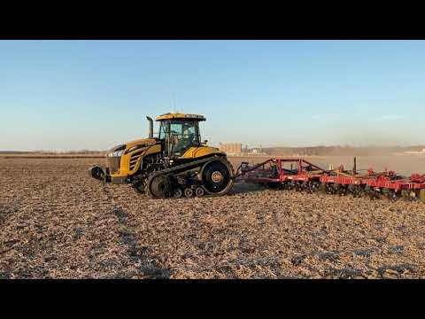 2016 CHALLENGER MT755E For Sale