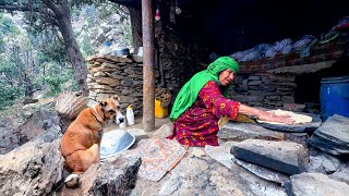 93-Year-Old Grandma Living the Old Way 🏡 | A Simple Life in the Mountains Far From Civilization 🏔️❤️