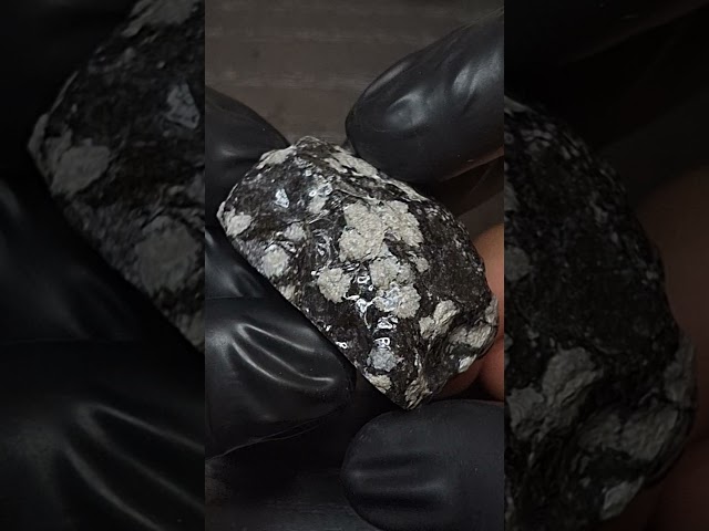 حجر خام سنو فليك اوبسيديان نتفة الثلج طبيعي