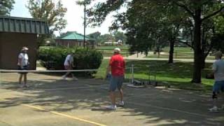 Learn how to play pickleball
