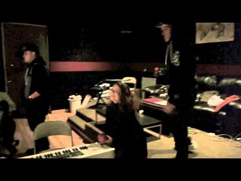 Sofia Reyes & Khleo Thomas - In The Studio