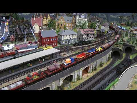 Spur N, am laufenden Band.