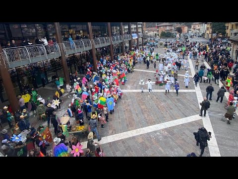 San Giovanni Bianco: Gromlongo vince la sfilata di Carnevale