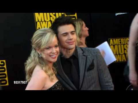 Kris Allen and his wife Katy Allen at the AMAs.mov