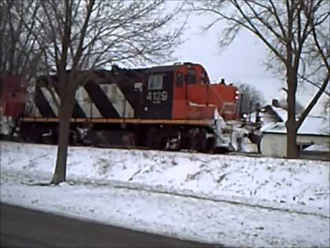 CN 438 with 4 engines  - December 21, 2010
