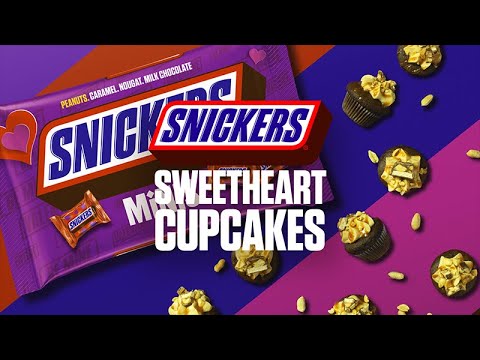 SNICKERS Sweetheart Cupcakes