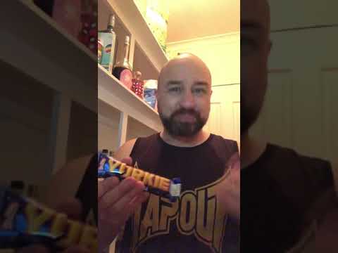 Seedoeatreview does a 45 second pantry review with the Nestlè - Yorkie bar!