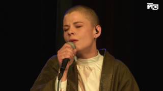 Kovacs & Metropole Orkest - He Talks That Shit (conducted by Jules Buckley)