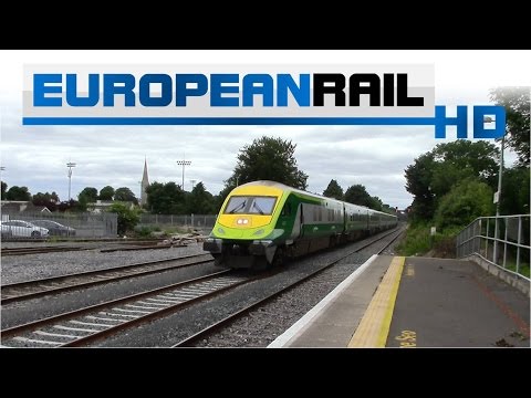 Iarnród Éireann Irish Rail 201 loco 234 + Mark 4 Set 4006 passes Kildare Station