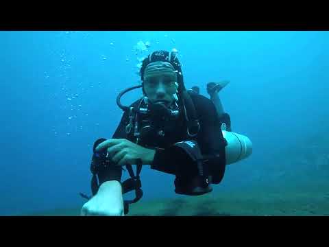 Tech diving skills- Mask remove & replace
