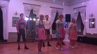 Hulapalu - Andreas Gabalier, Choreographie