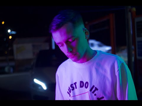 Lamiral - En Vrai (clip officiel)