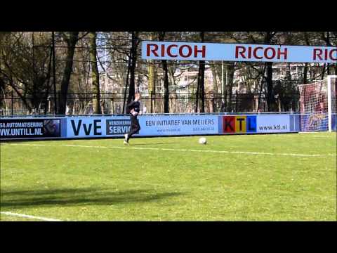 Kay Hilverink, wedstrijd 20-04-2013 A.V.V. Zeeburgia D1 - Feyenoord D1