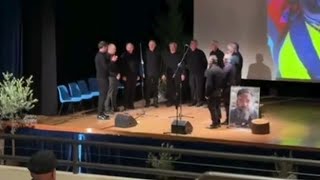 Il funerale di Stefano Farronato morto in Nepal: «Misurava il limite umano per conoscerlo»