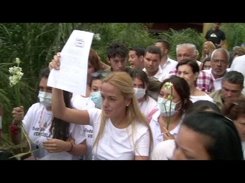 Oposição venezuelana exige eleições parlamentares