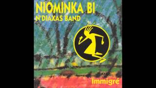 Niominka Bi & N diaxas Band - Caroy