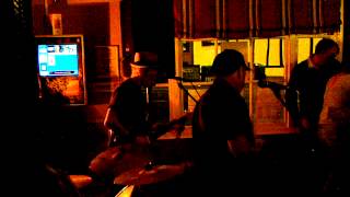 The Retros live at The King's Head Buckingham April 26th