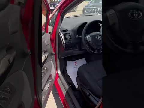 фото toyota auris i 0