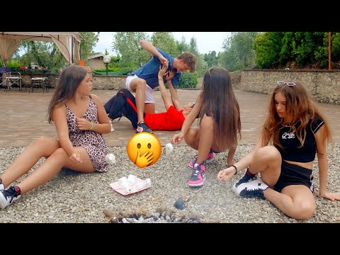 AMICI vs NEMICI - A CASA DI LEONARDO E' SUCCESSO..... - by Charlotte M.