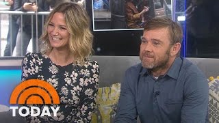 Jennifer Nettles: Dolly Parton Makes Cameo Appearance In ‘Christmas Of Many Colors’ | TODAY