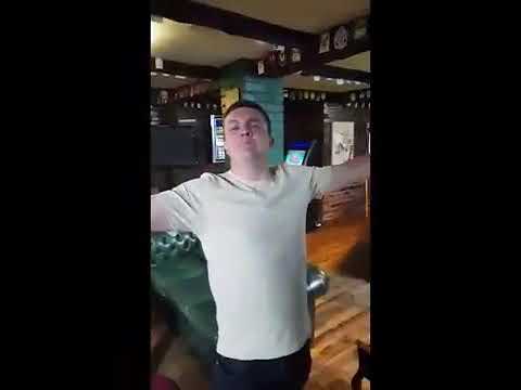 You saw the whole of the moon - pub singer