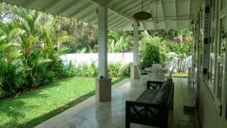 preview picture of video 'Hibiscus Villa & Cottage - Stay in Unawatuna, Galle'