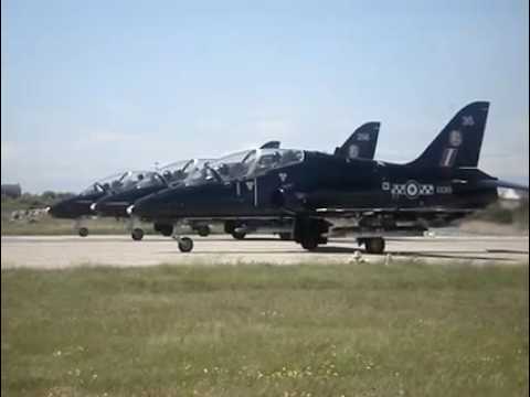 Hawk T1 3 Formation Take Off-RAF Valley-May 09