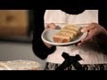 How To Cut A Wedding Cake Wedding Cakes