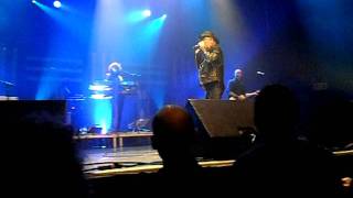 Men Without Hats - Moonbeam (Live At Metropolis, Montreal 01/07/11)