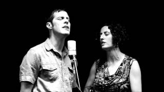 Bury Me Not on the Lone Prairie - Zoe &amp; Cloyd