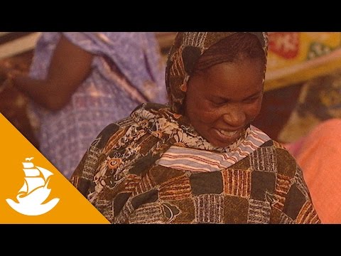 Mauritanian women and the market of fish (Part 1/2)