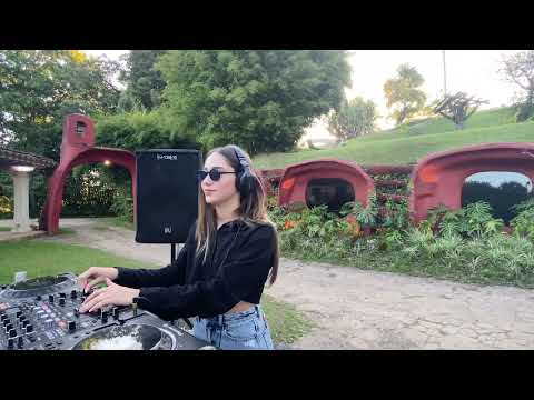 THE ENCHANTED PLACE - LIVE SET ROUSS DJ