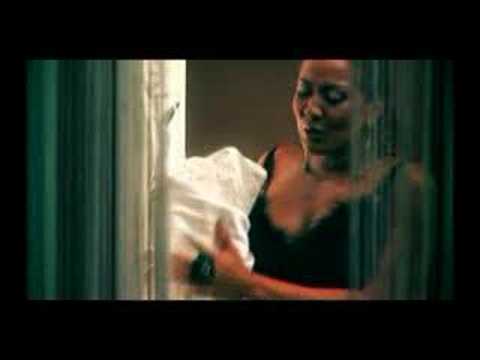 CHRISTIANE VALLEJO Laisse-moi