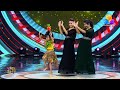 ഗാനവേദിയെ ഇളക്കിമറിച്ച പ്രകടനവുമായ�