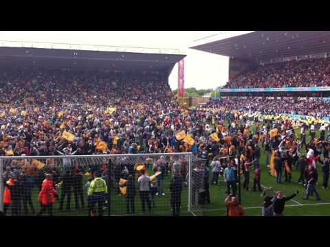 wolves celebrate........brummies go down !!