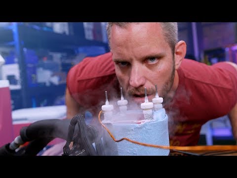 ドライアイスのオーバークロック...お勧めしません (Dry Ice Overclocking... NOT RECOMMENDED!)