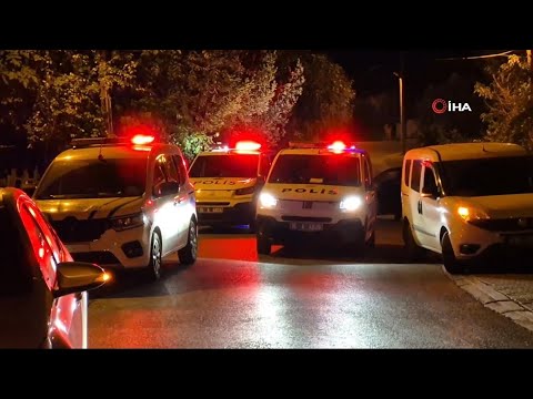 Polisten kaçan ehliyetsiz sürücü, evinin önünde akrabasına çarptı