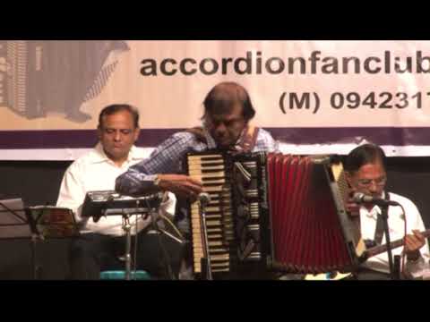 "Dost Dost Na Raha" / Piano - Accordion / Live /  Suhaaschandra Kulkarni.