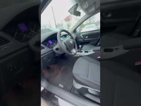 фото renault laguna iii 0