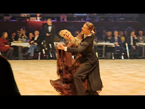 SLOW FOXTROT - Glenn-Richard BOYCE & Cäroly JÄNES - Nuit de la danse 2024
