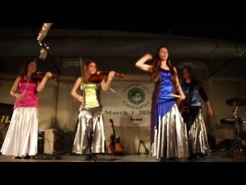 Maidens IV at the 2014 Wheeling Celtic Celebration - Roisin the Bow